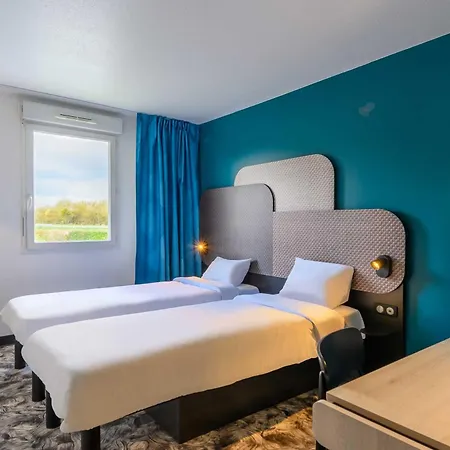 Hotel Compiegne 3*