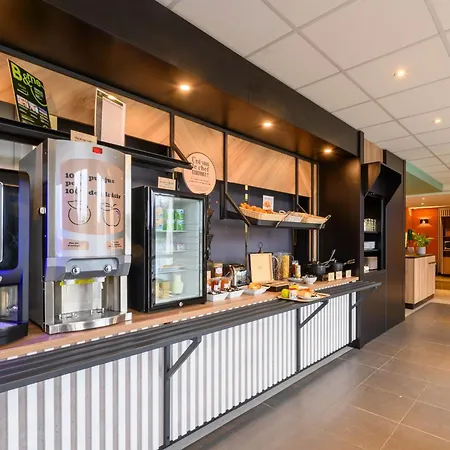 Compiegne Hotel