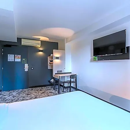 Hotel Compiegne 3*