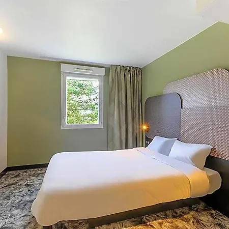 Compiegne Hotel