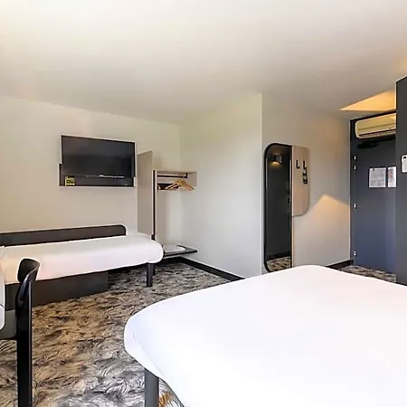 Hotel Compiegne 3*